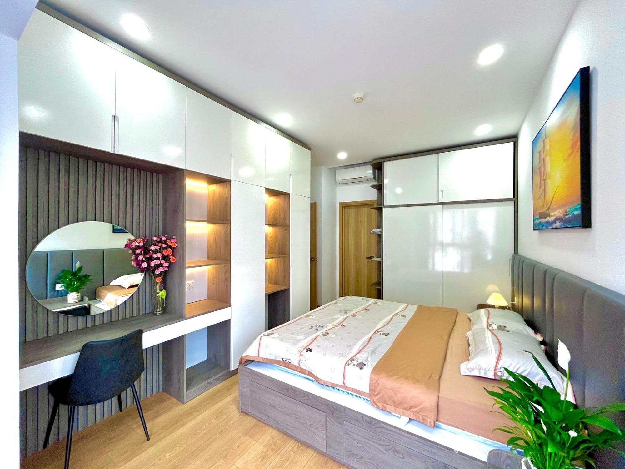 Ho 2 Phong Ngu -2wc Celadon Canh Sieu Thi Aeon Mall Tan Phu * TP. Hồ Chí Minh